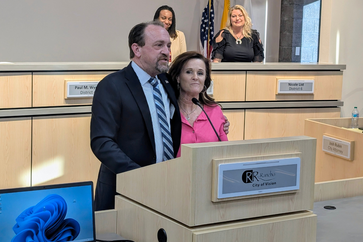 Rio Rancho Mayor Gregg Hull and his wife, Carrie, said goodbye April 23 at Hull's final Governing Body meeting. (Kevin Hendricks)