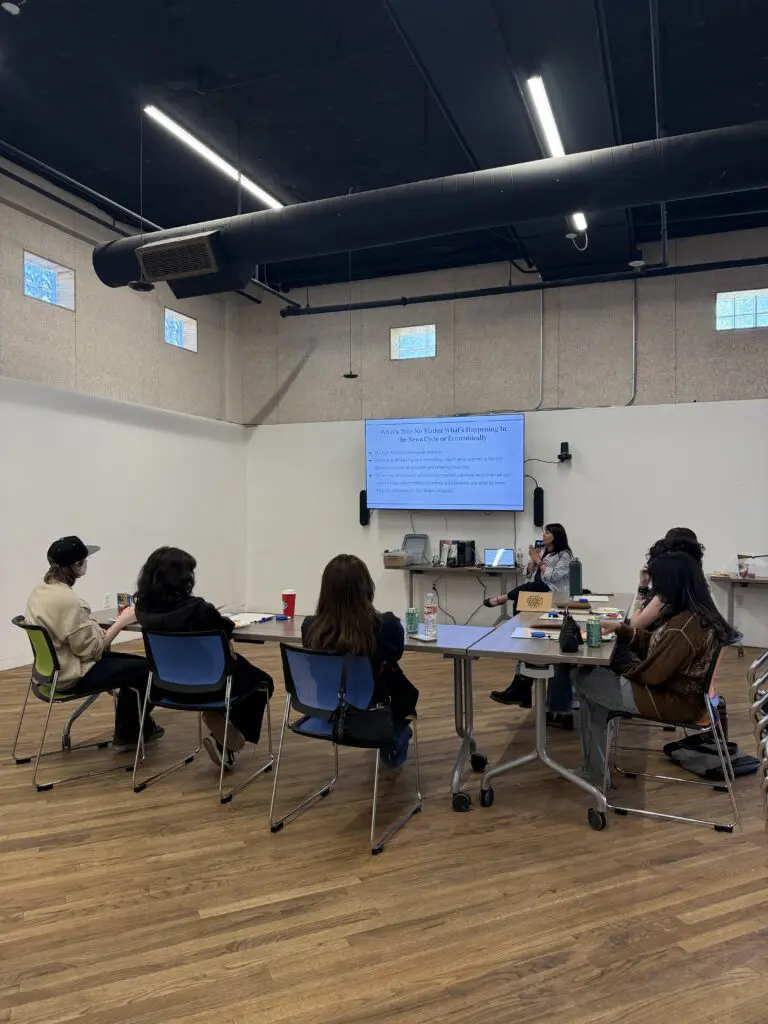 Tamara Bates teaching at a workshop apart of Art Hub's Teen Creative Fellowship. (Courtesy of Arts Hub)