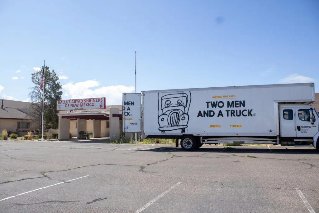 Movers at the Shriners property (Photo by Sara Atencio-Gonzales)