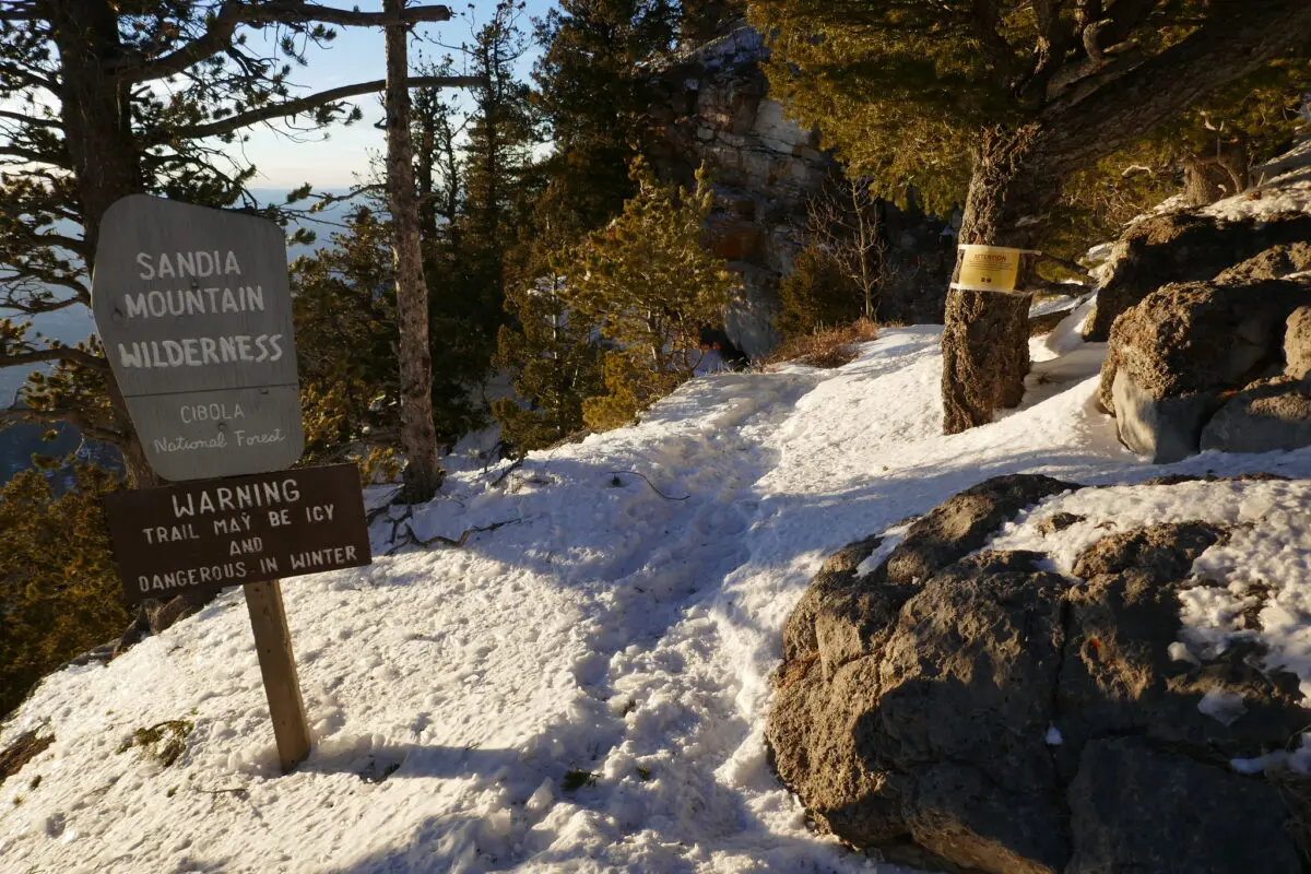 "2019--12 December--La Luz trail hike to Sandia Peak, east of Albuquerque" by LittleRoamingChief is licensed under CC BY 2.0.