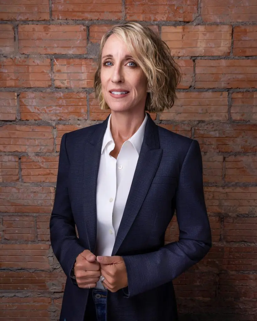 Lisa Curtis