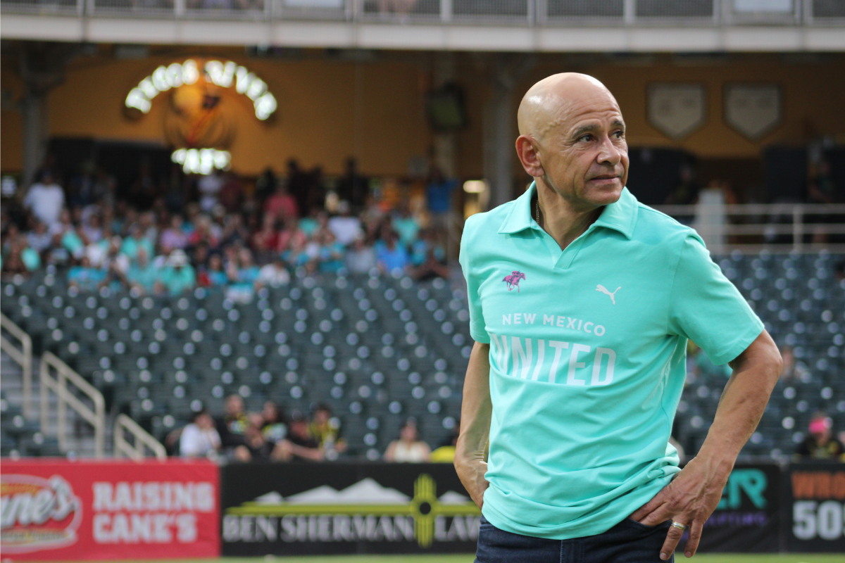 Hall of Fame jockey Mike Smith was honored before New Mexico United's match on Aug. 26. (Julian Paras)