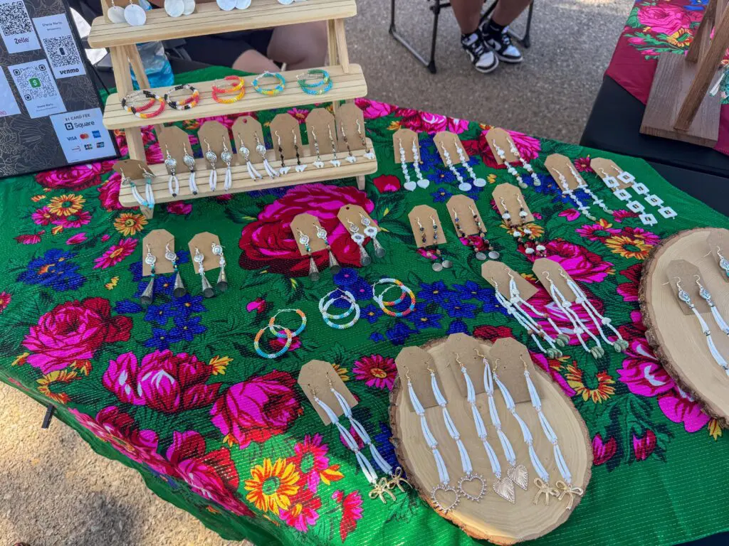 One of the artisan booths at the Indigenous Farmers Market (Photo by Sara Atencio-Gonzales)