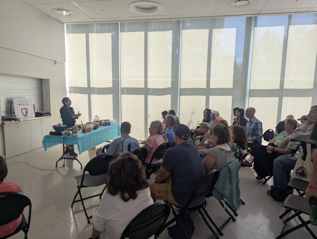 A cooking demonstration at VegFest 2025 (Courtesy of Nancy Arenas)