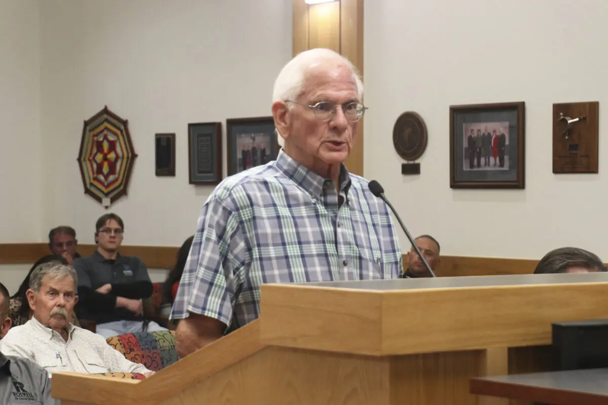 Fred Telling, director of the Reno Air Racing Association board and the organization’s CEO, told the Roswell City Council last week that the economic impact of the air races will be studied by the University of New Mexico.