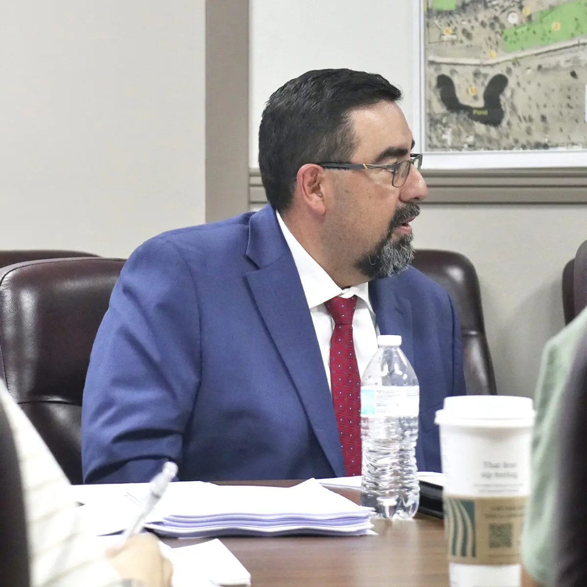 Roswell Legal Committee to consider adding 4 new staff at airport