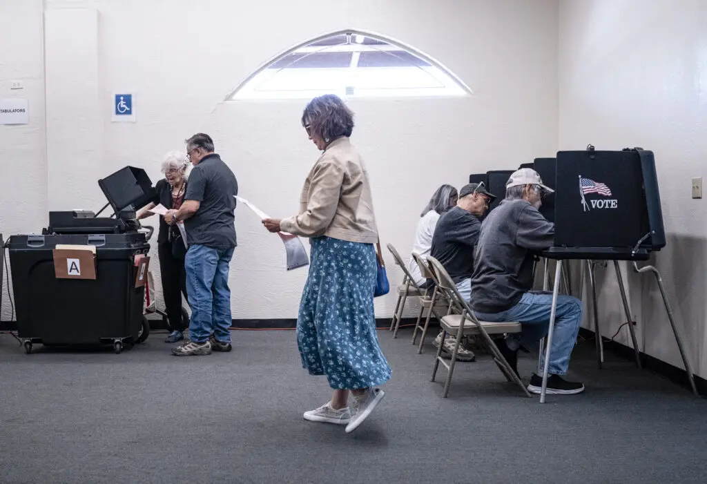 Early voting is happening in Bernalillo County. Pictured are voters filling out their ballots at the Clerk’s Annex County Government office on 1500 Lomas Blvd NW.
Photo by Roberto E. Rosales for the Paper
