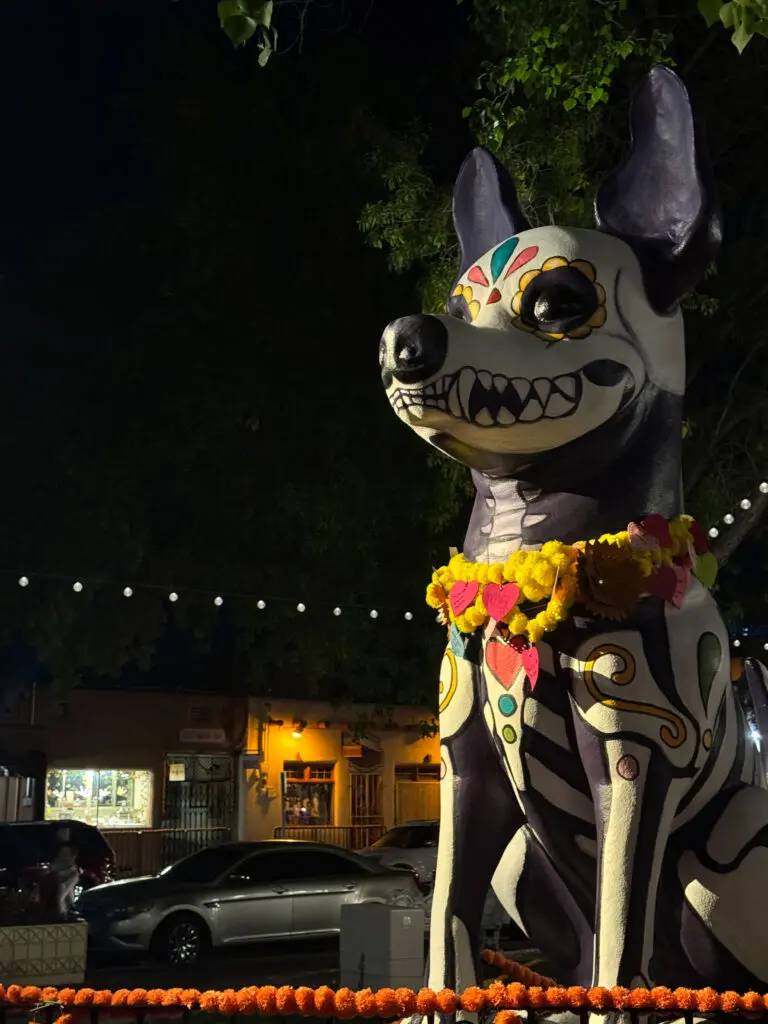 "El Xolo Dog" sculpture in 2025 during the Dia de los Muertos celebrations in Old Town (Photo by Sara Atencio-Gonzales) 