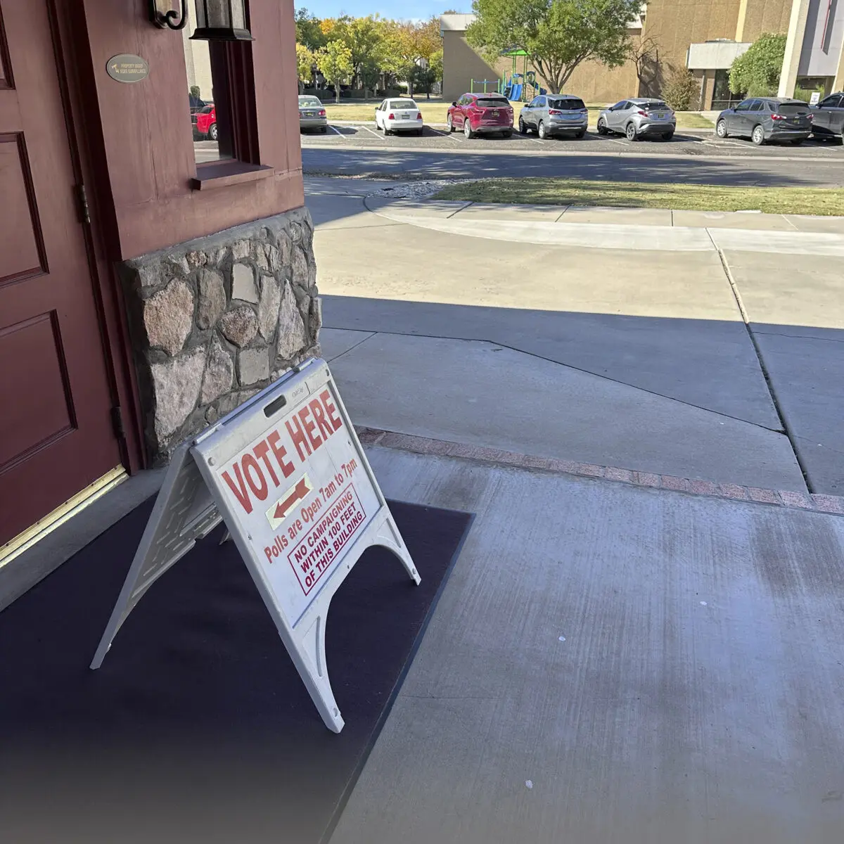Roswell poll position: State spells out who can — and can’t — hang around while you vote