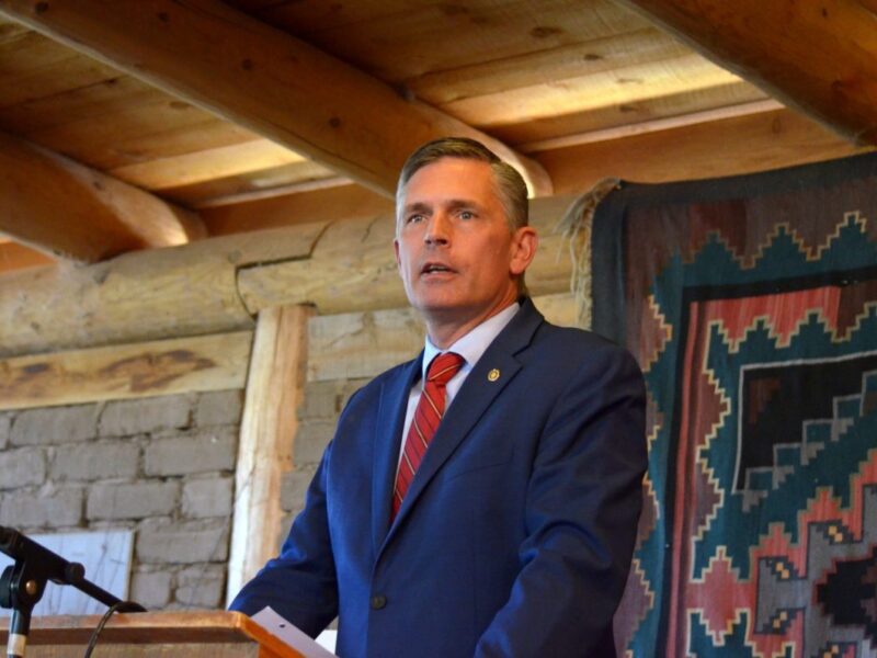 U.S. Sen. Heinrich: Torrance ICE lockup ‘inadequate’ and ‘inappropriate’