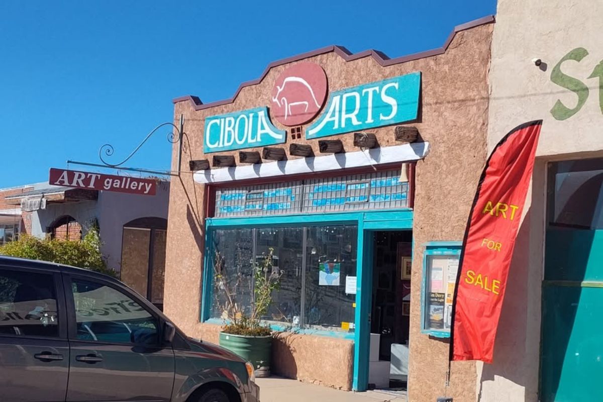 Cibola Arts Gallery celebrated its 30th anniversary this month