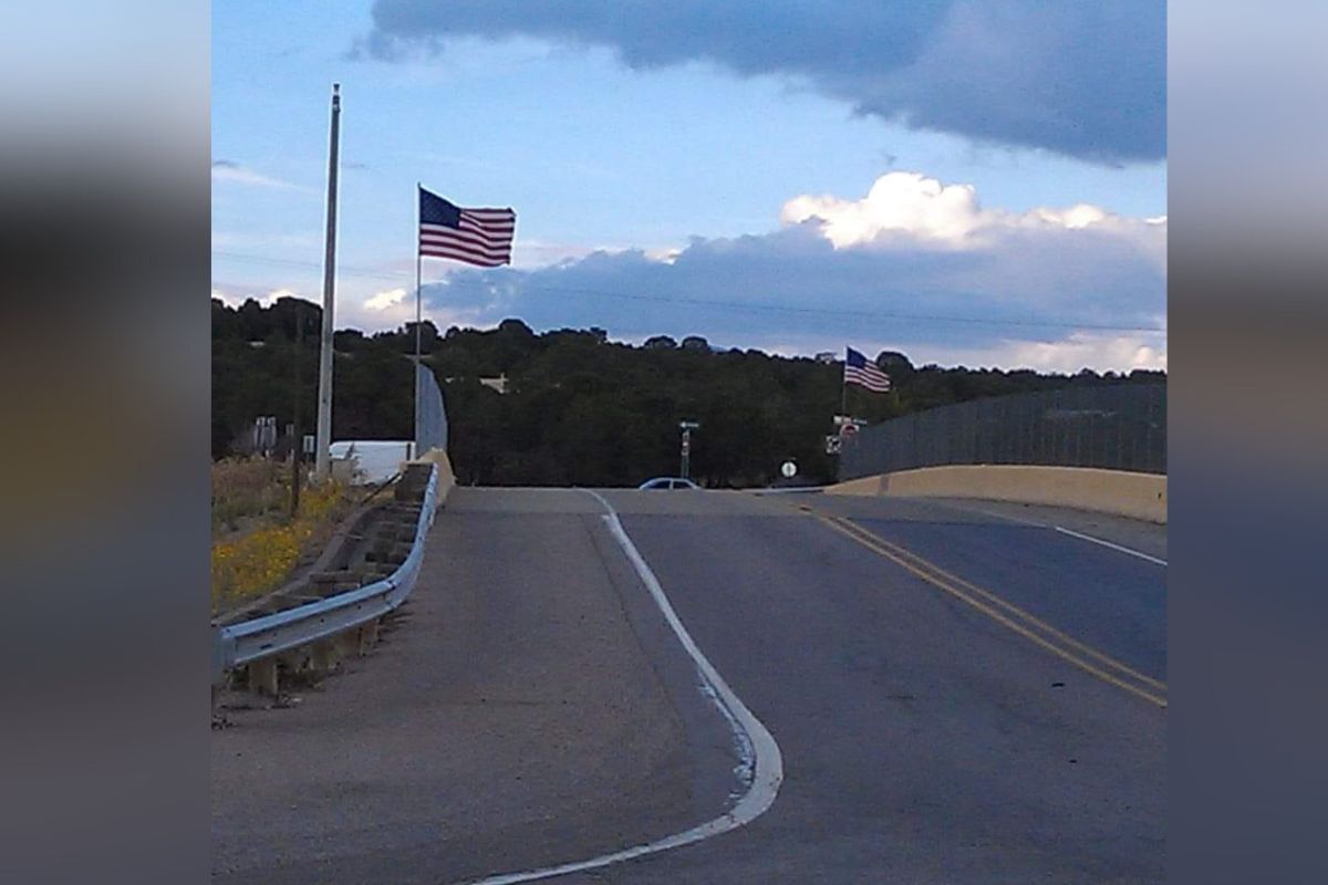 The East Mountains community rallied together to bring back the flags on the Sedillo overpass. (Courtesy photo)