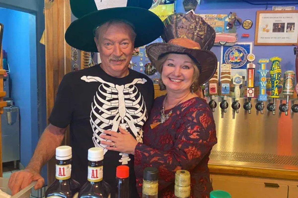 John Franklin, who operates the cafe with his wife Christine, suffered a stroke approximately one week ago and was hospitalized before being discharged to continue rehabilitation at home, according to a GoFundMe page created by family friend Virginia.
