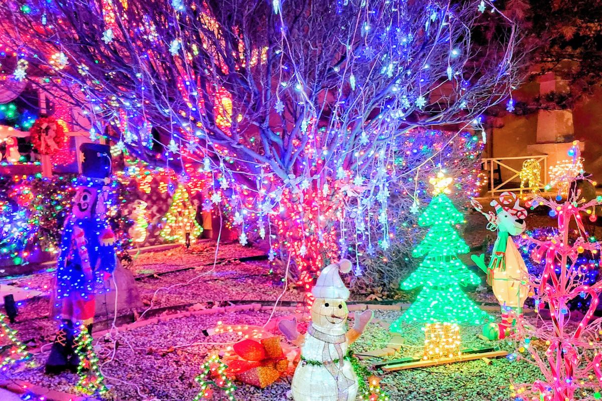 The Town of Bernalillo is inviting residents and business owners to participate in its "Brighten Bernalillo 2025" holiday decoration contest, with prizes awarded for the best-decorated properties.