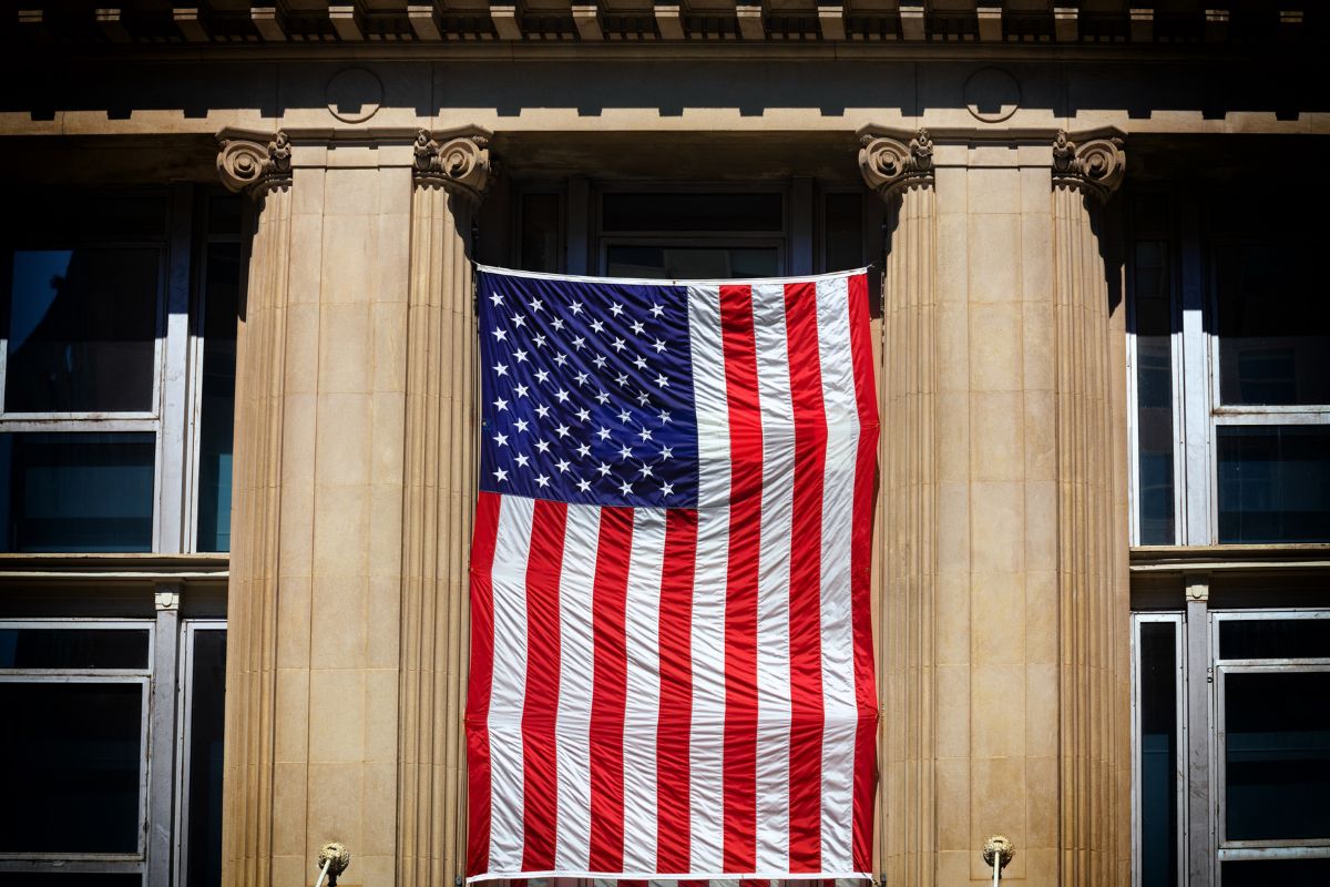 A local veteran has filed a new federal lawsuit in New Mexico against the U.S. Department of Veterans Affairs, alleging that a prescription error at a VA pharmacy caused permanent internal injuries. (Tony Webster at WIkimedia Commons)