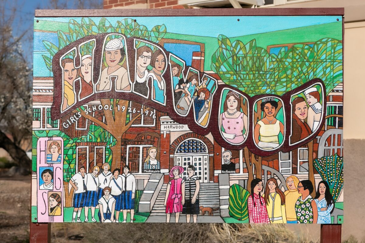 Denise Weaver Ross, Harwood Girls School Postcard Mural (Courtesy Harwood Art Center)