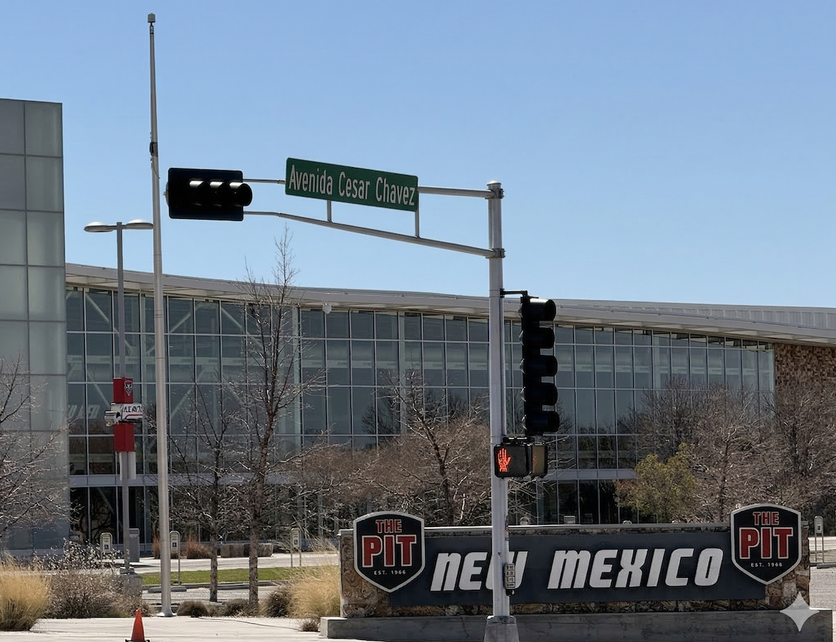 Avenida Cesar Chavez