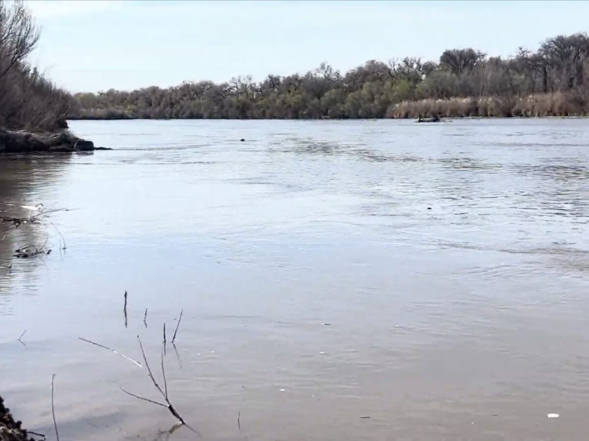 Rio Grande flows through Albuquerque