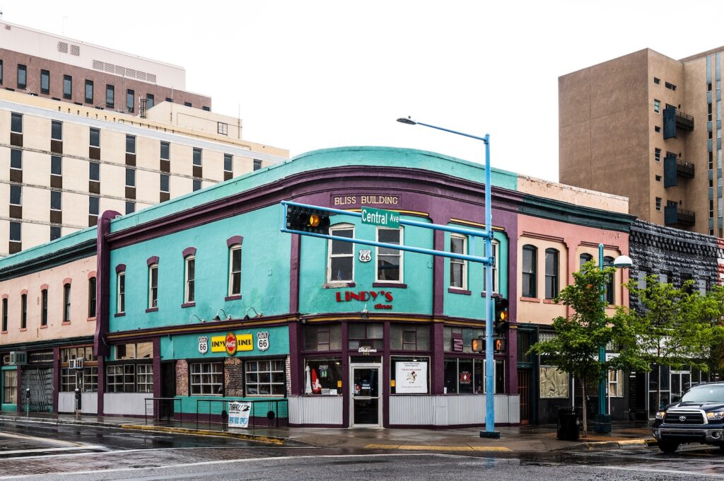Downtown Lindy's Diner