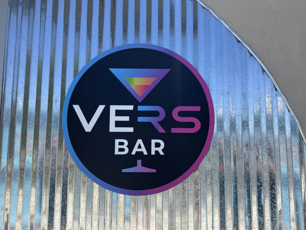VERS sign (Photo by Sara Atencio-Gonzales)